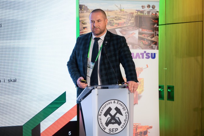 2025-02-24_19-22-22_02