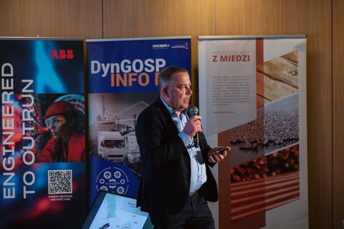 2025-02-24_19-37-16_02