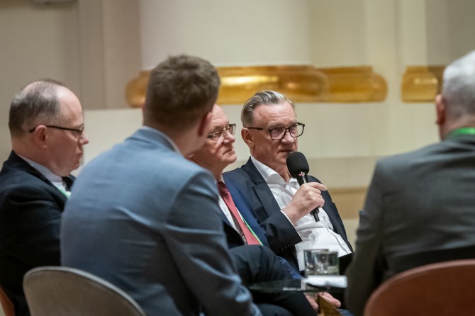 2026-02-23_16-36-50_03