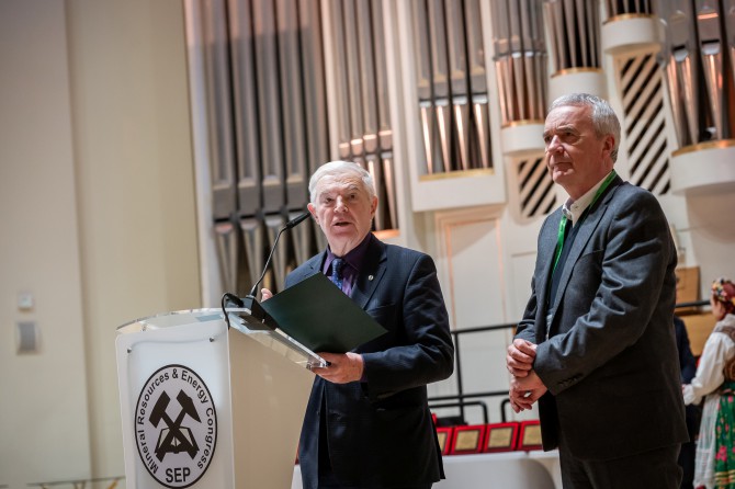 2026-02-23_18-27-53_02