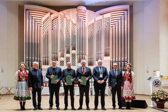 2026-02-23_18-39-38_03