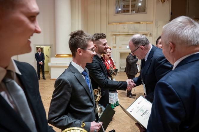 2026-02-23_18-43-34_03