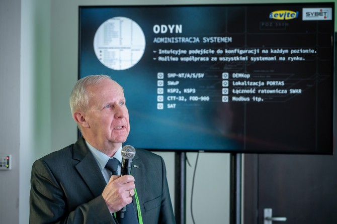 2026-02-22_18-16-55_02