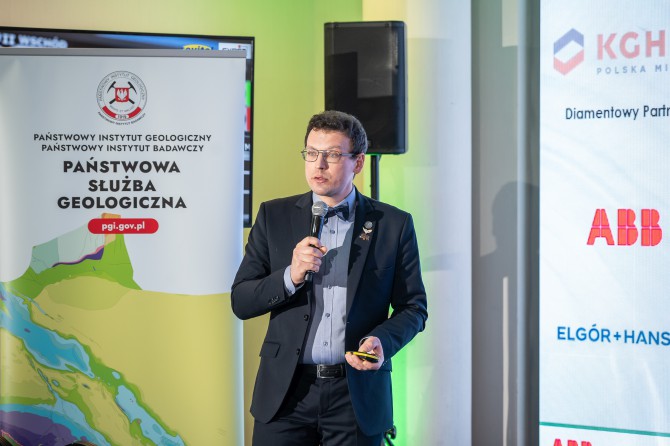 2026-02-23_10-33-32_02