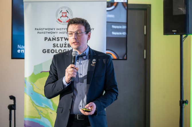 2026-02-23_10-33-40_02