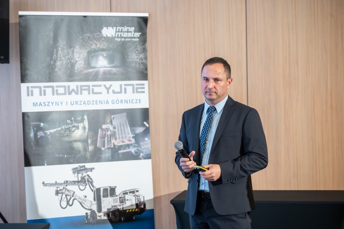 2026-02-23_11-01-49_02