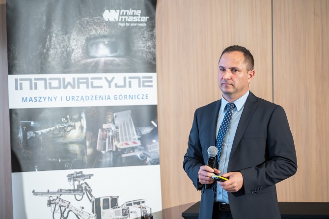 2026-02-23_11-01-52_02