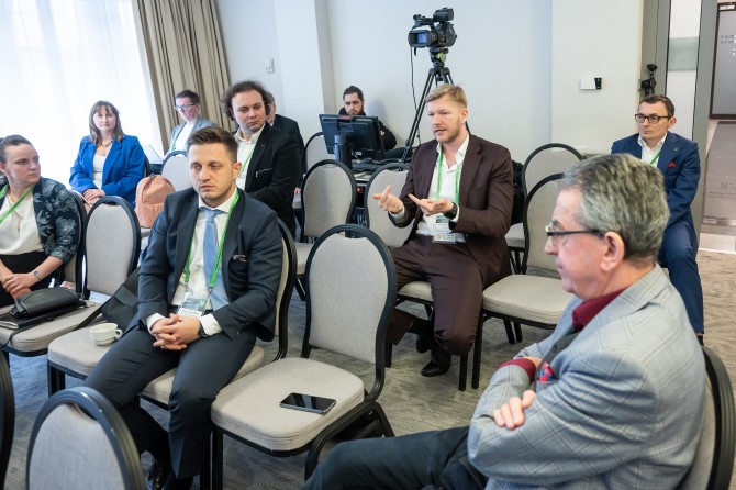 2026-02-23_11-12-51_02